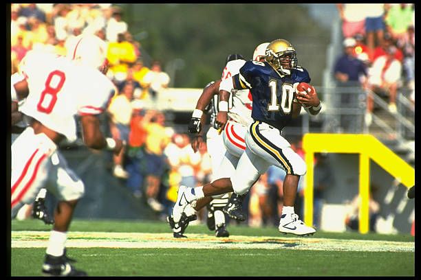 citrus-bowl-georgia-tech-qb-shawn-jones-in-action-vs-nebraska.jpg