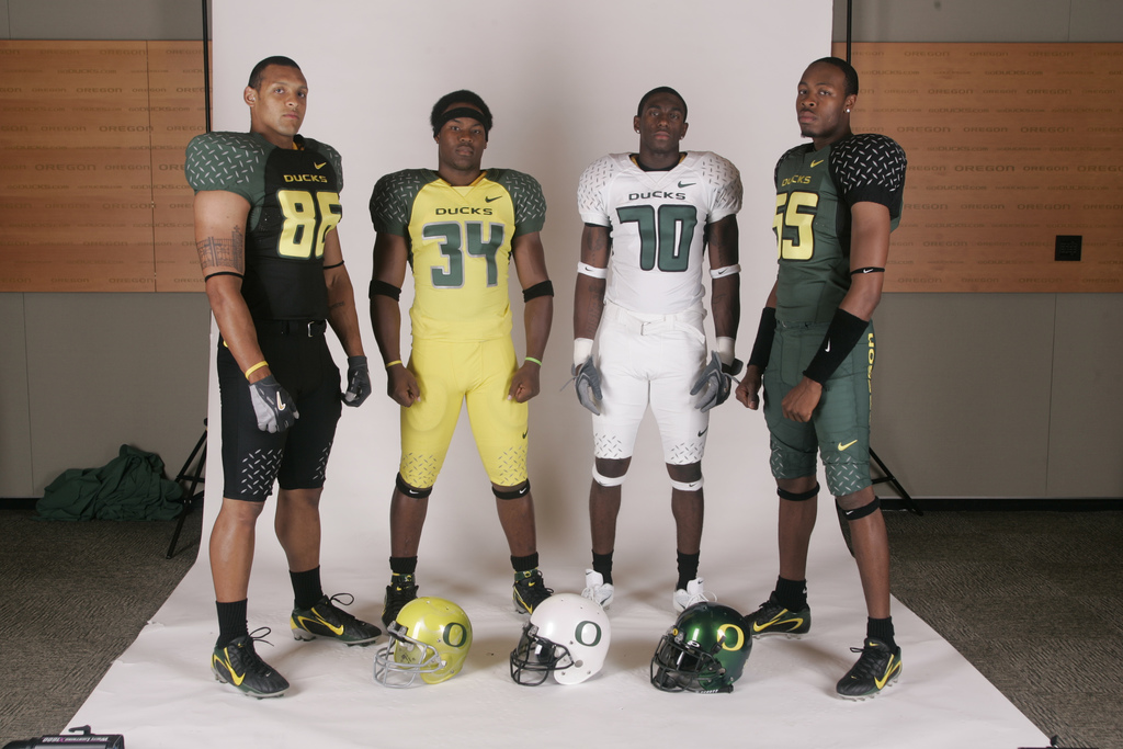 oregon-uniforms.jpg