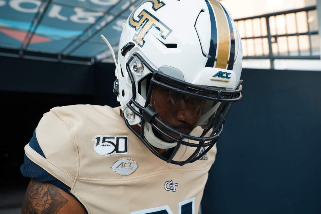 gold-jerseys-4-fb-2019-1024x684.jpg