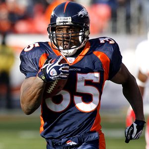 nfl_u_young_in_300.jpg