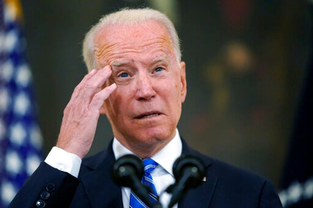 biden-sucks.jpg