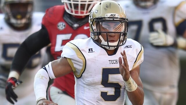 Justin-Thomas-Georgia-Tech-Quarterback-Running.jpg