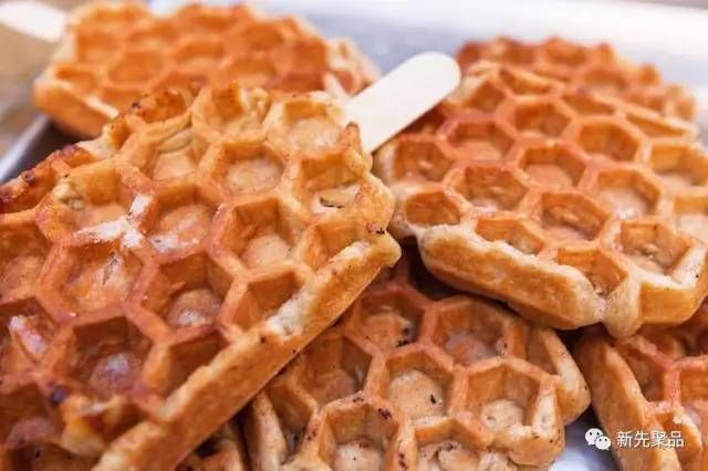 new-honeycomb-shaped-waffle-maker-electric.jpg