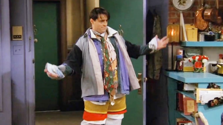 joey-chandler-clothes-today-160810-tease-02_f30b2f607382b41257e5142601094a88.fit-760w.jpg