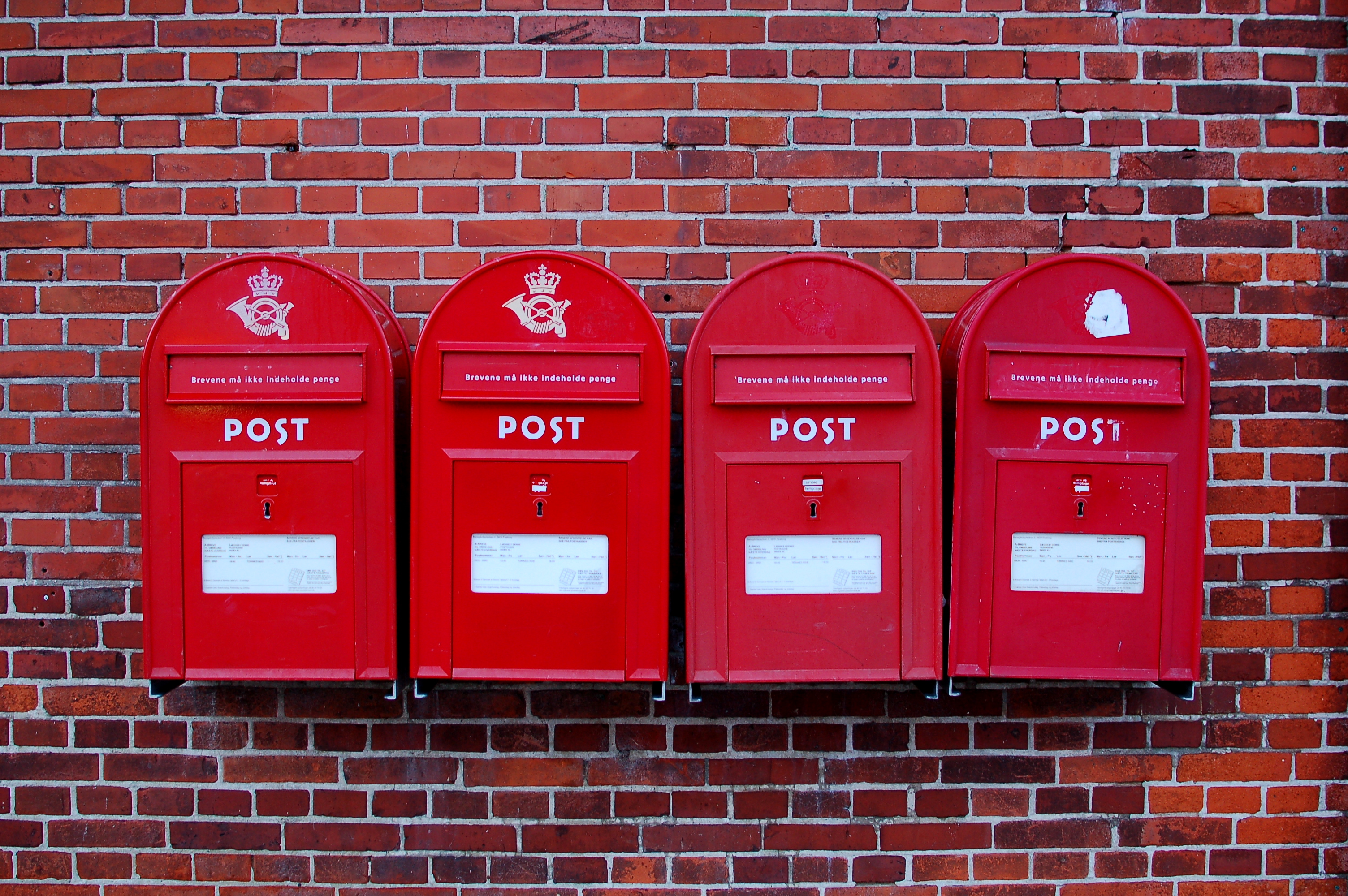Post_Danmark_Post_boxes_in_F%C3%A5borg%2C_Denmark.jpg